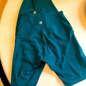 Lulu leggings, size 2